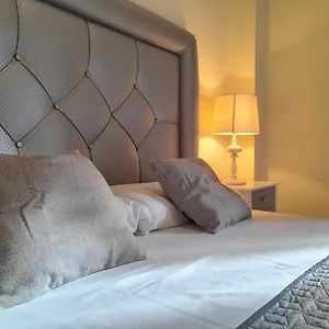 apartamento-espacioso-muy-tranquilo-y-con-jardines.es-andalucia.com/