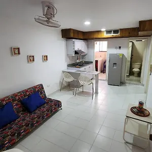 apartamento-de-una-habitacion-a-15-mt-de-la-playa.hotels-in-barranquilla.com/